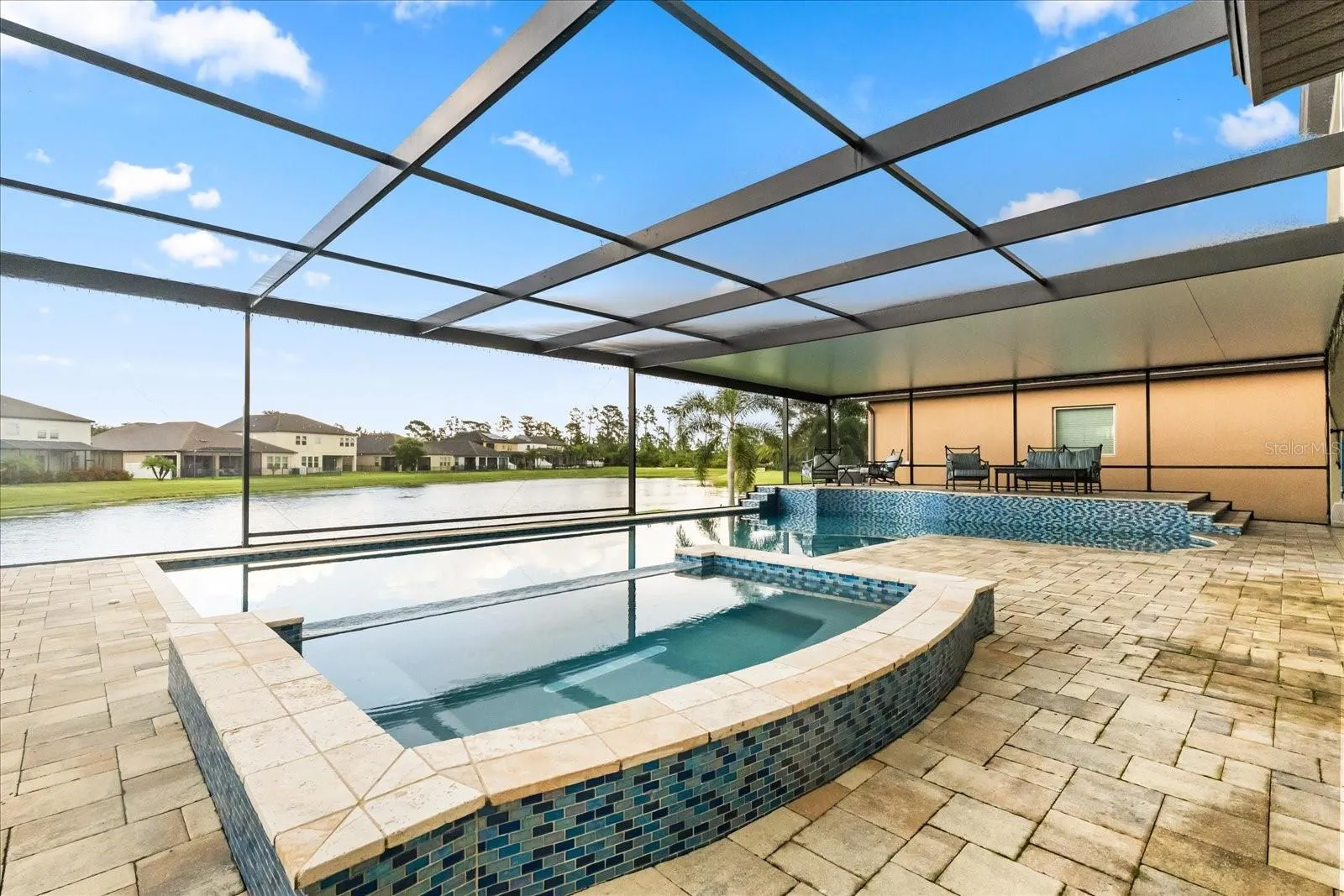 11807 CROSS VINE DR