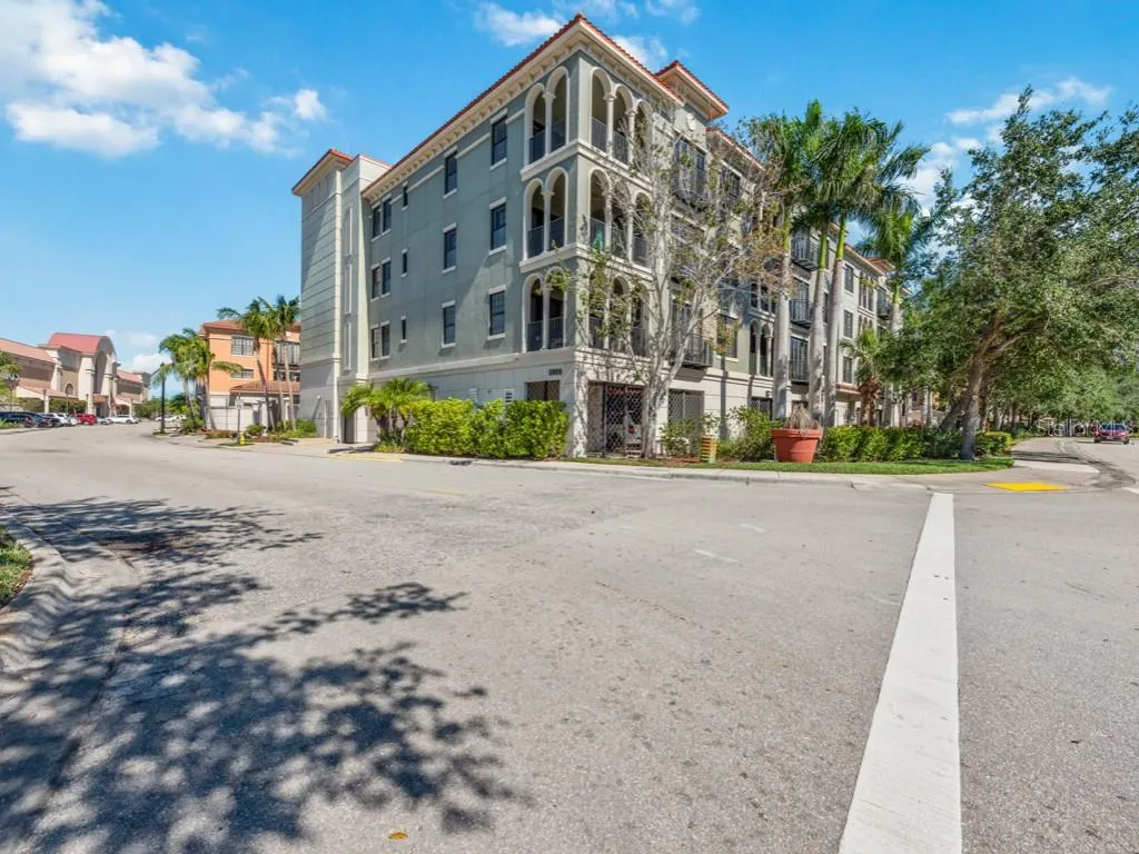 8000 VIA SARDINIA WAY #5101, #5101