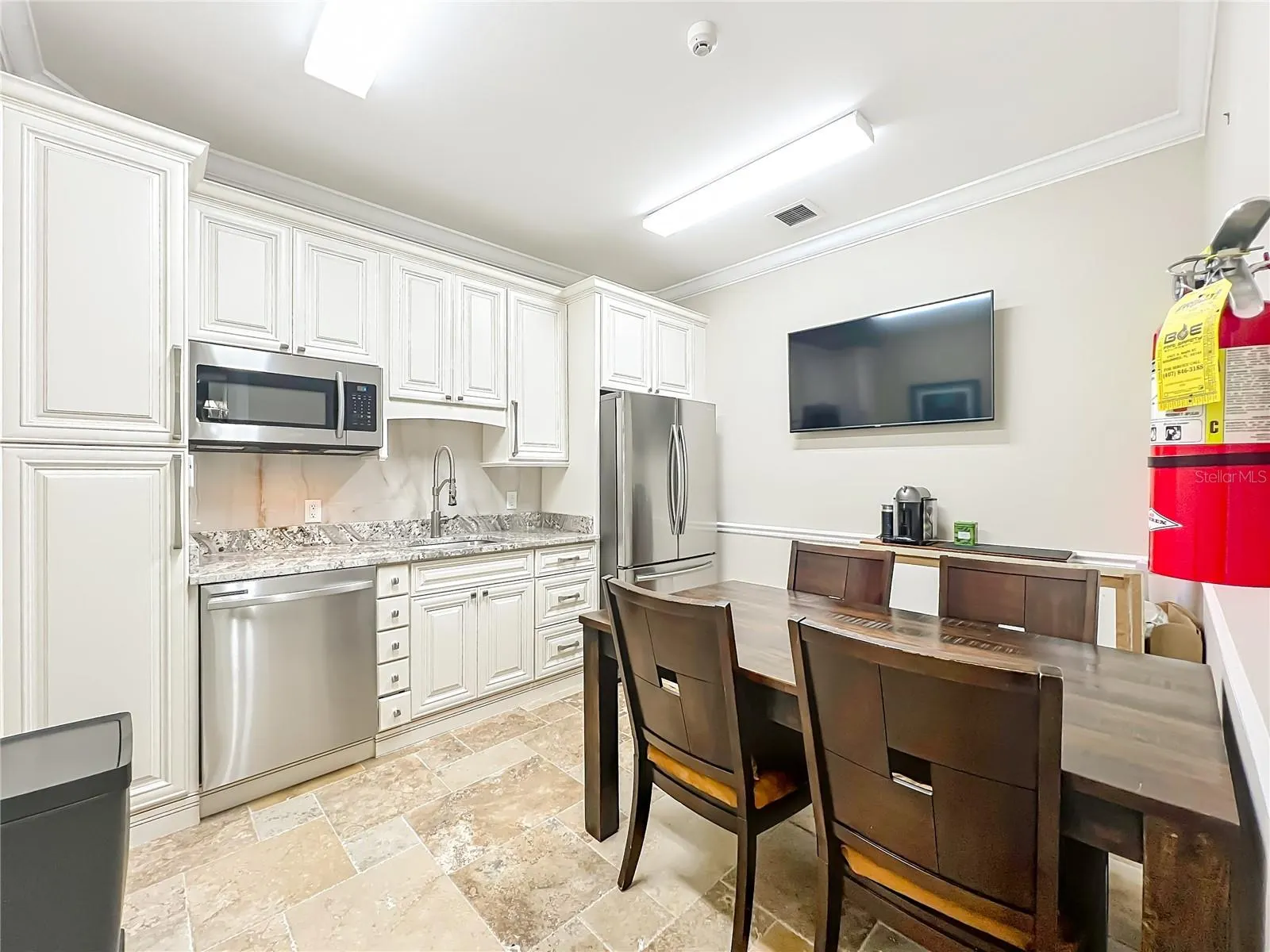4850 HOLOPAW RD