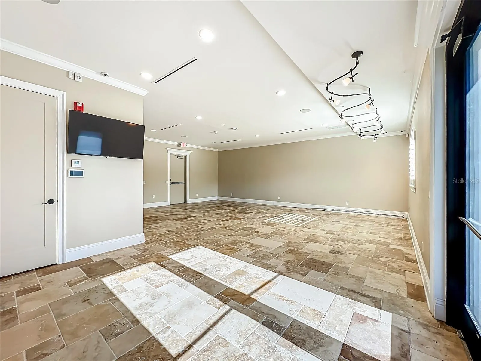 4850 HOLOPAW RD