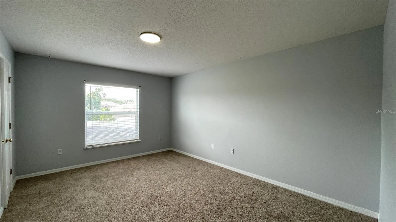 205 JOCELYN DR