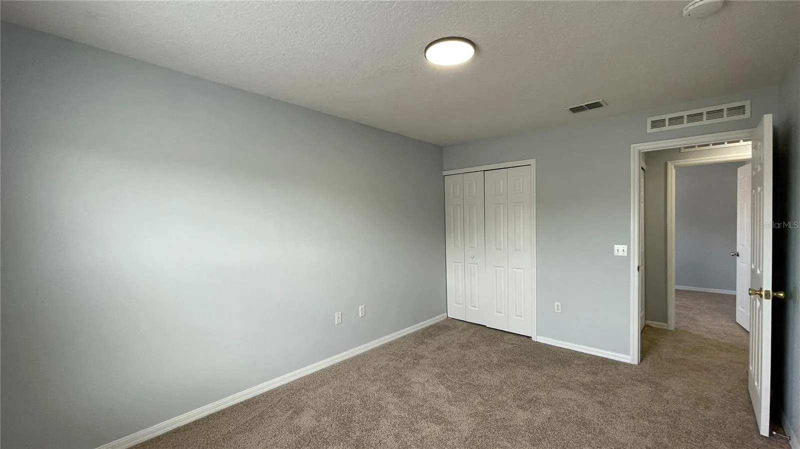 205 JOCELYN DR