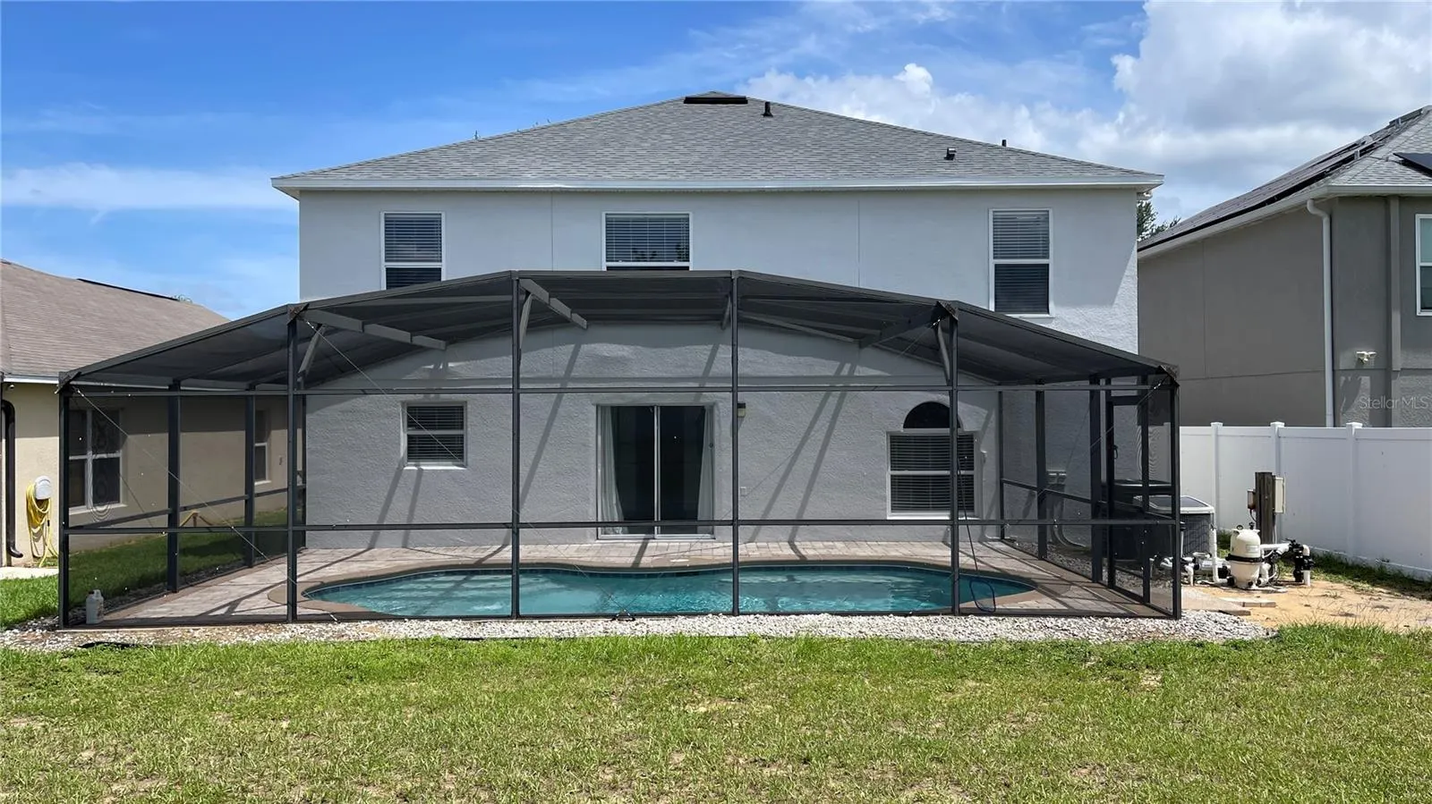 205 JOCELYN DR