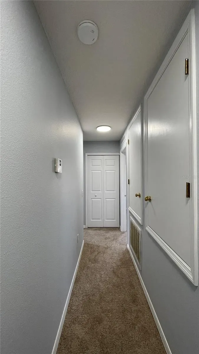 205 JOCELYN DR