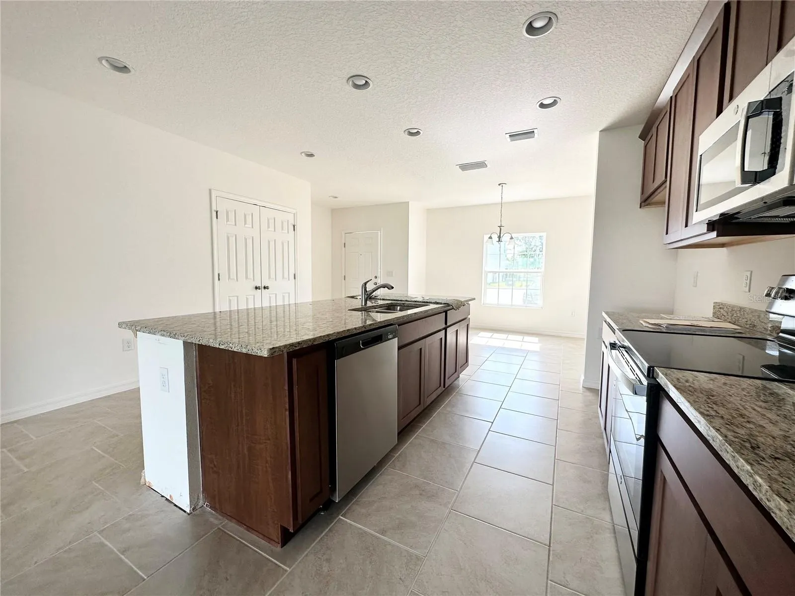 1159 SAND TORCH CIR