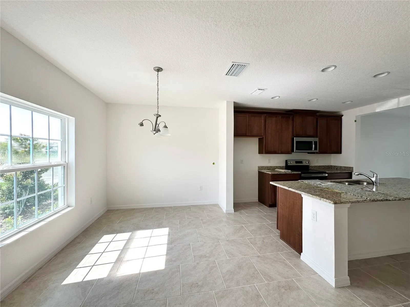 1159 SAND TORCH CIR