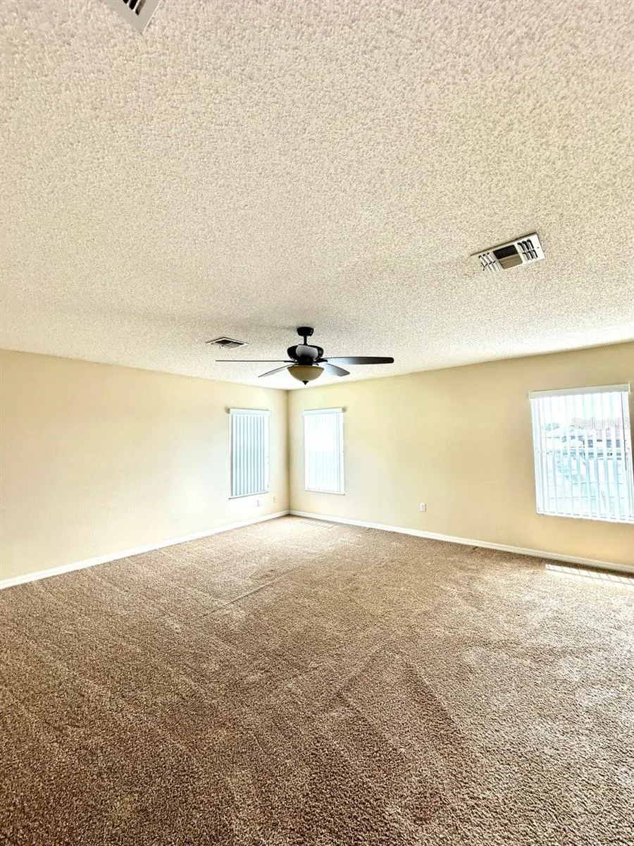 410 CANNA DR