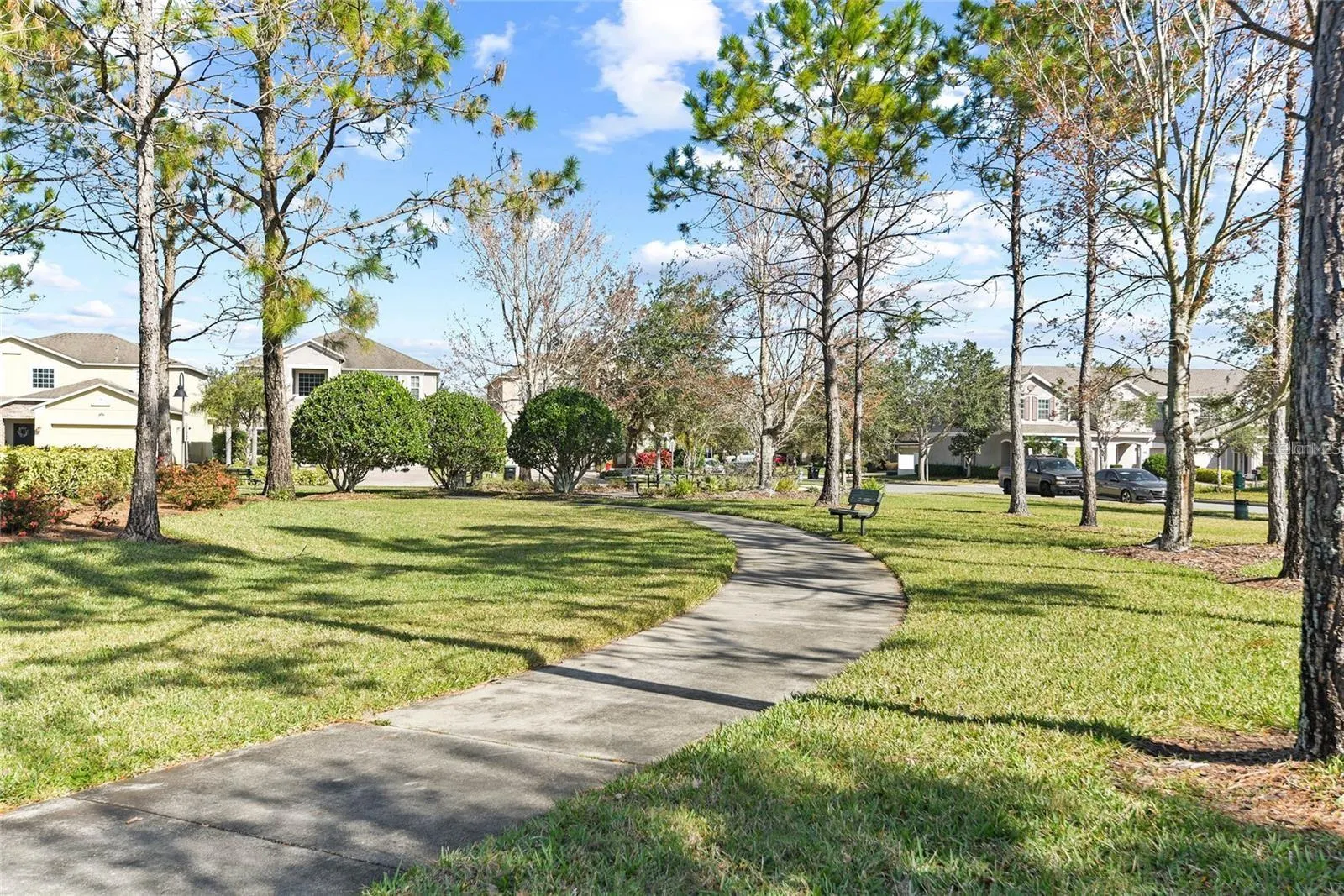 9141 OAK COMMONS WAY