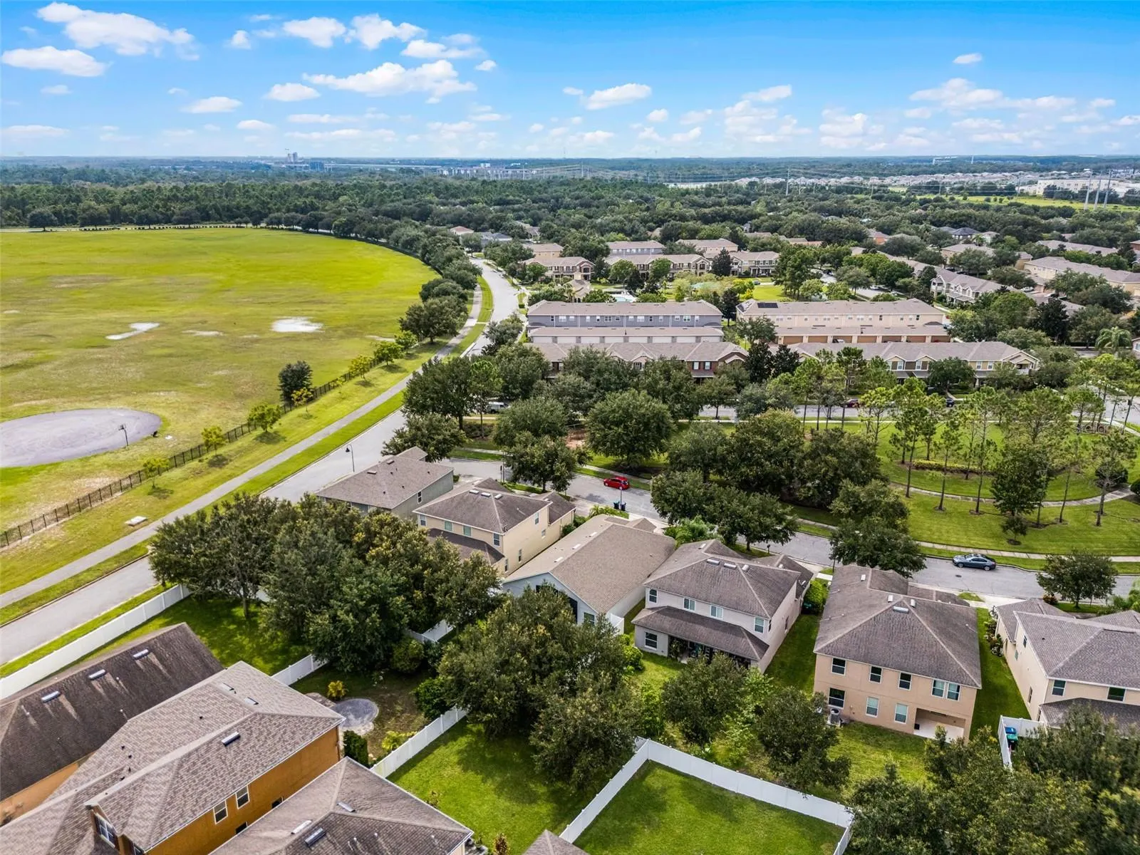9141 OAK COMMONS WAY