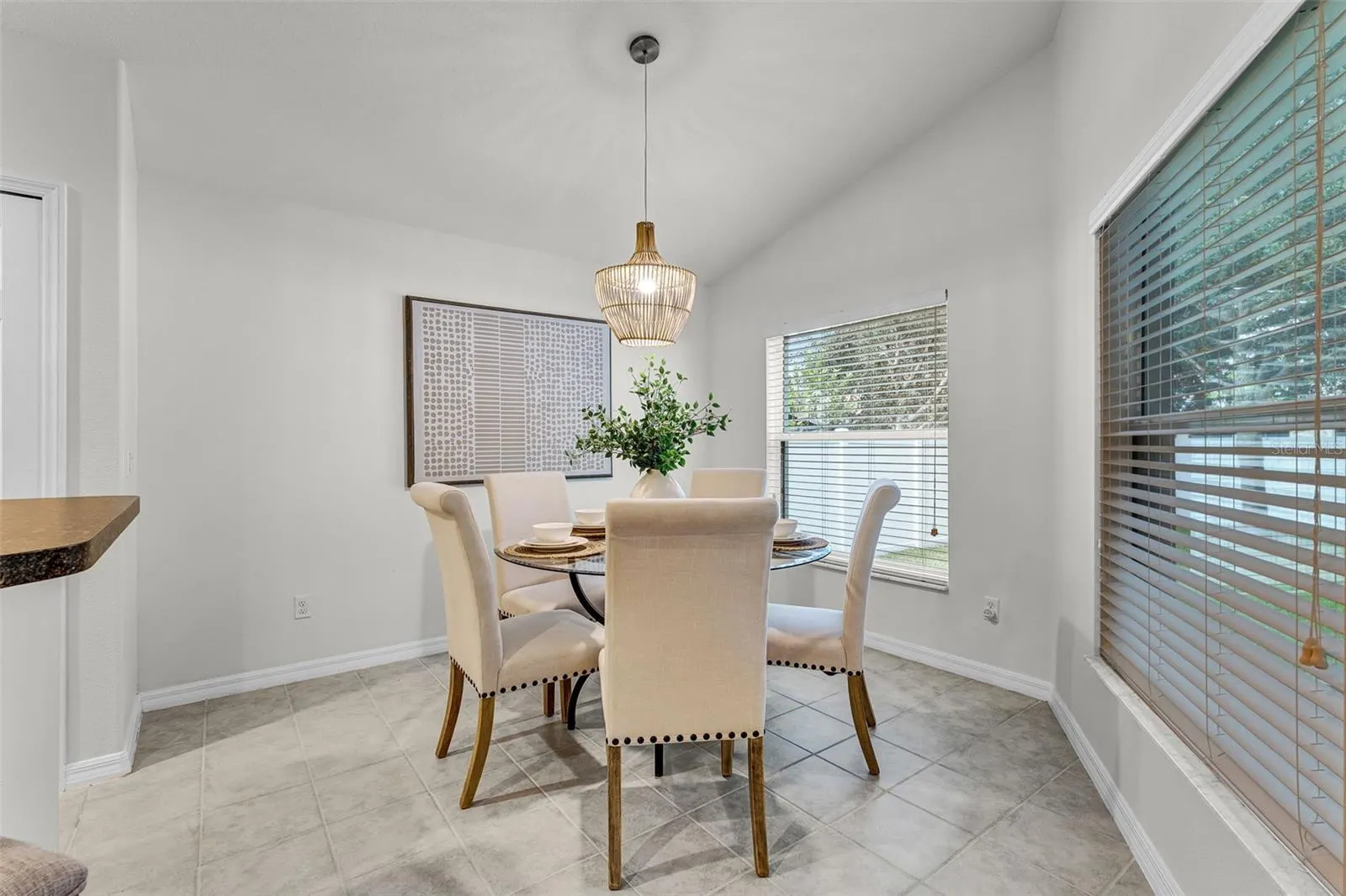 9141 OAK COMMONS WAY
