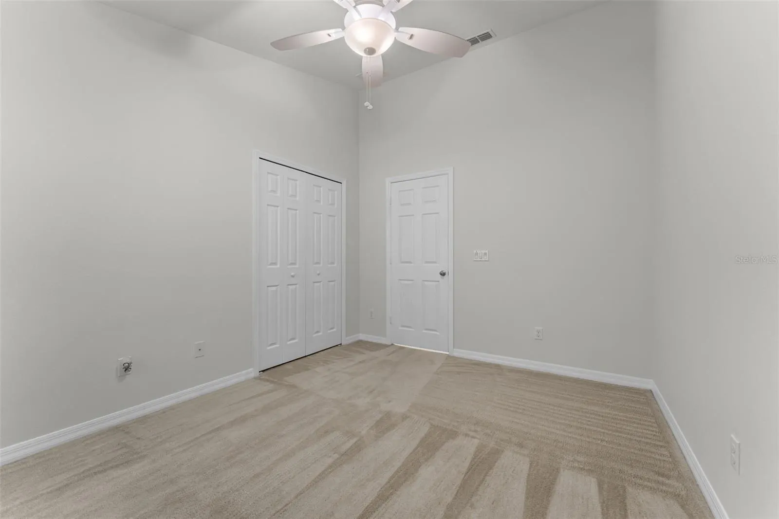 9141 OAK COMMONS WAY