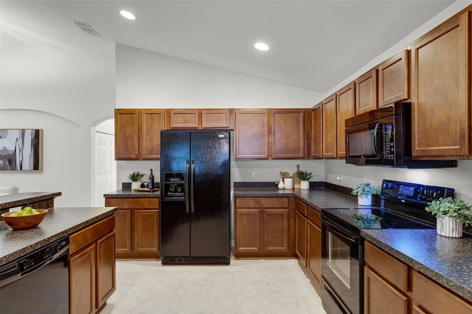 9141 OAK COMMONS WAY
