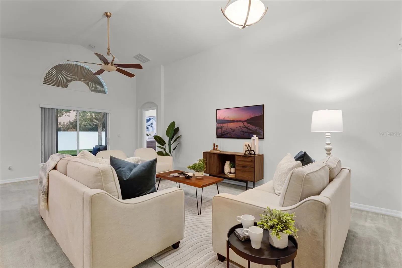 9141 OAK COMMONS WAY