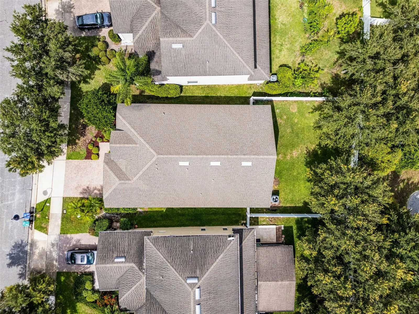 9141 OAK COMMONS WAY