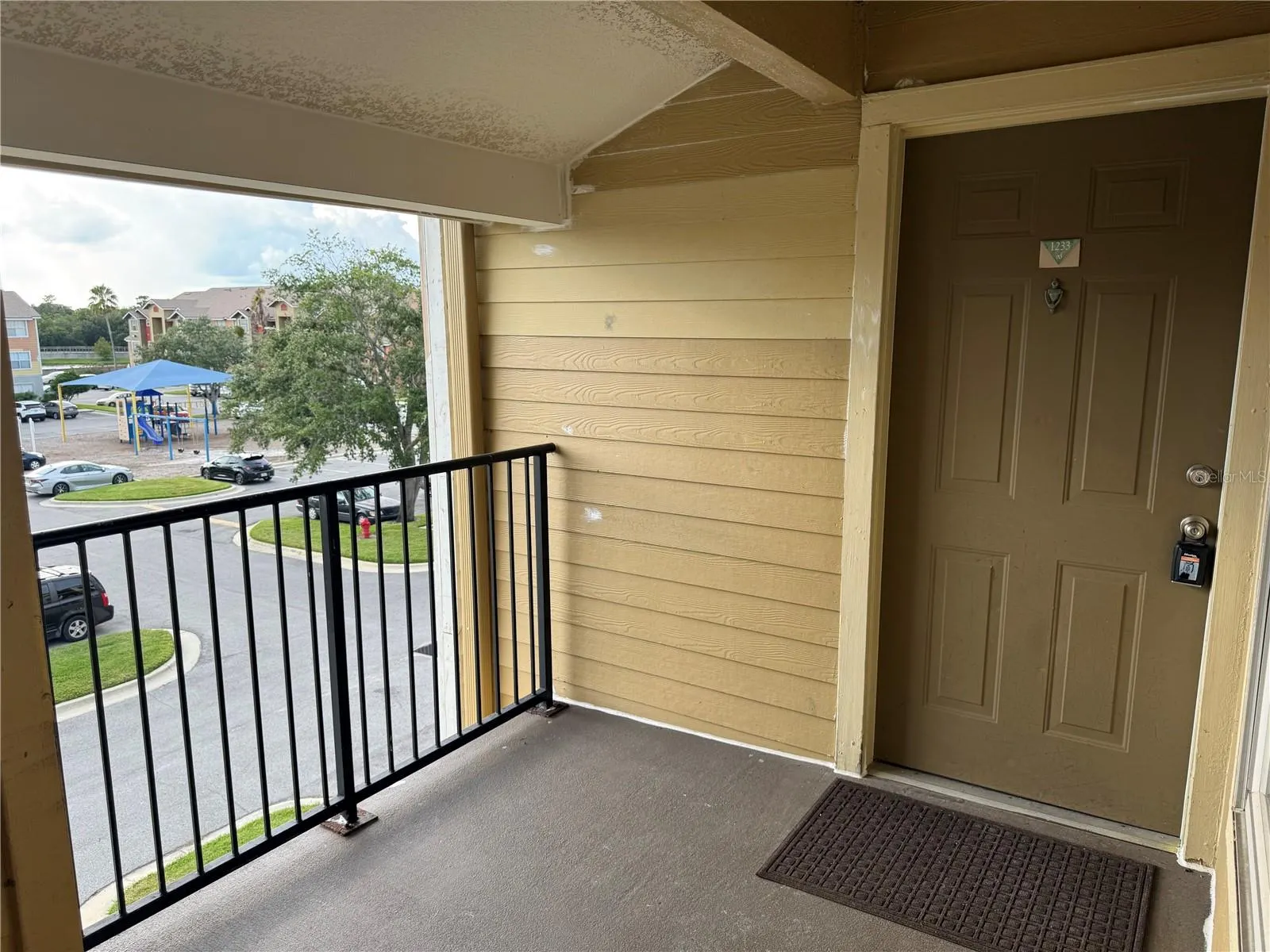2217 GRAND CAYMAN CT #1233, #1233
