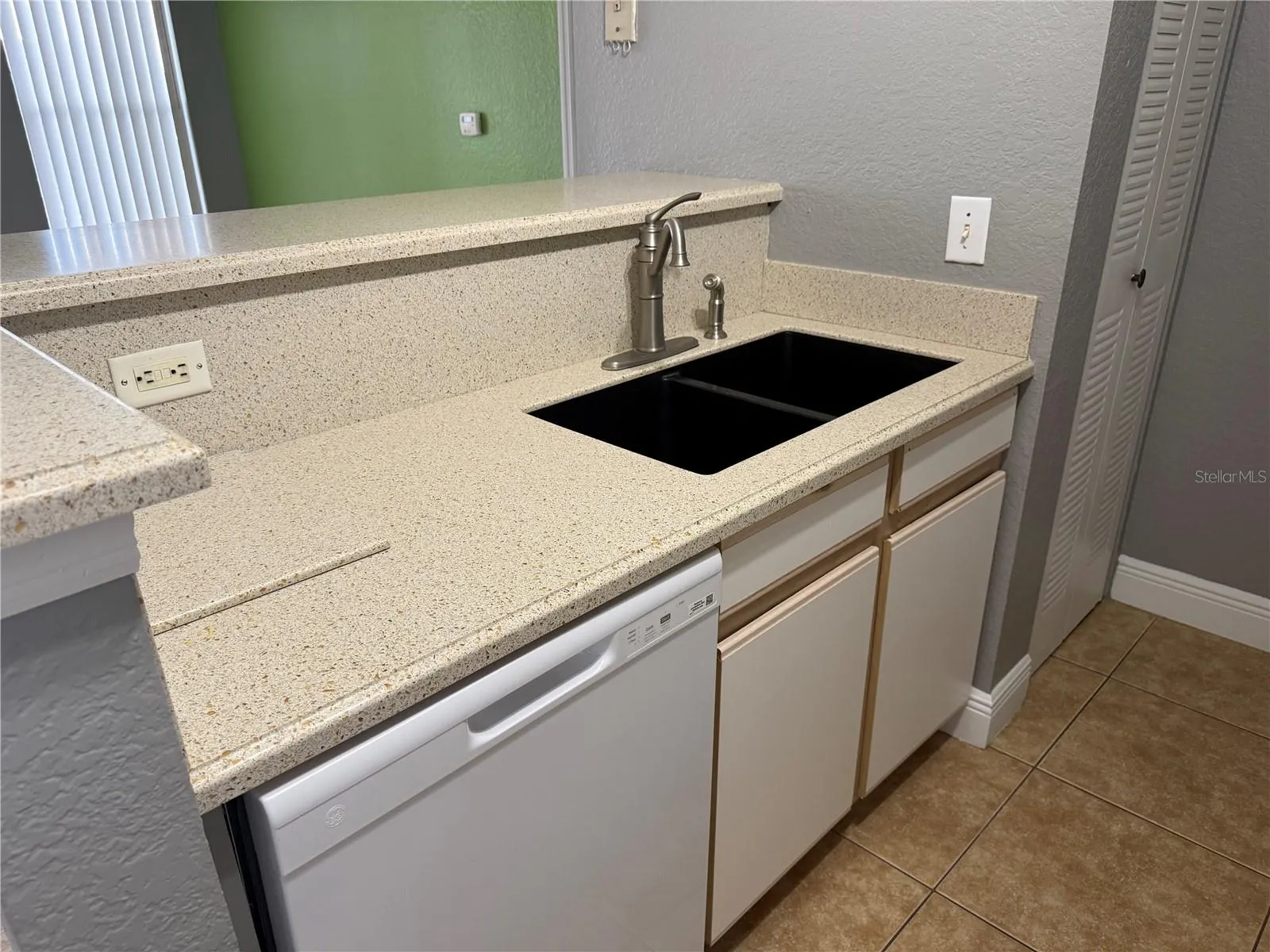 2217 GRAND CAYMAN CT #1233, #1233