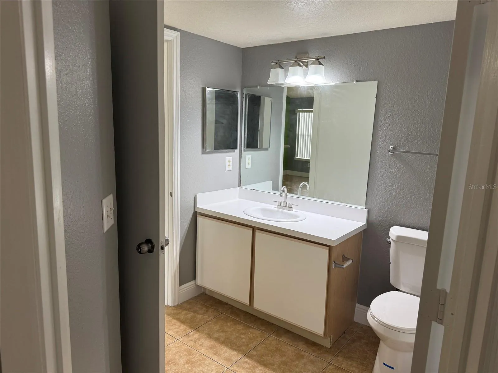 2217 GRAND CAYMAN CT #1233, #1233