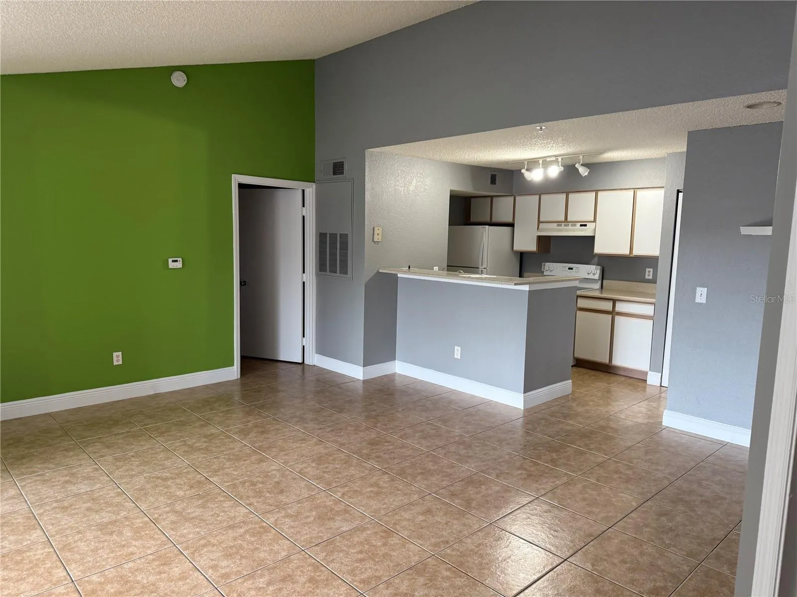 2217 GRAND CAYMAN CT #1233, #1233