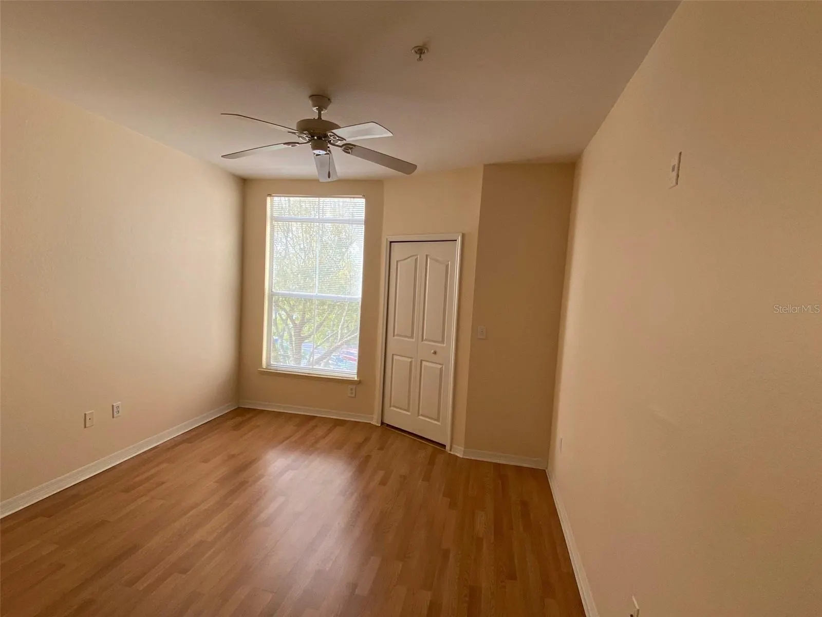 8915 LEGACY CT #301, #301