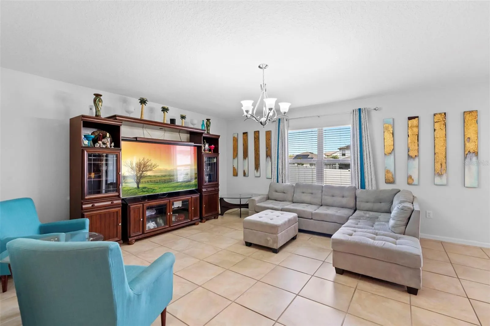 630 CITRUS ISLE BLVD