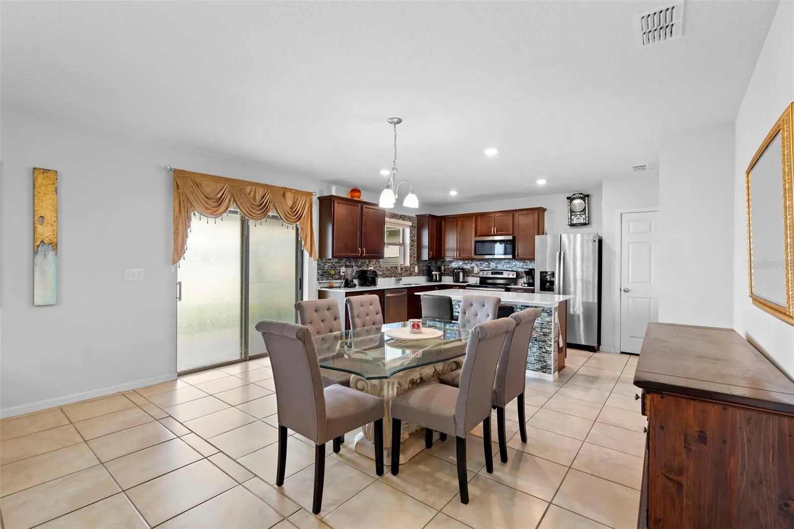 630 CITRUS ISLE BLVD