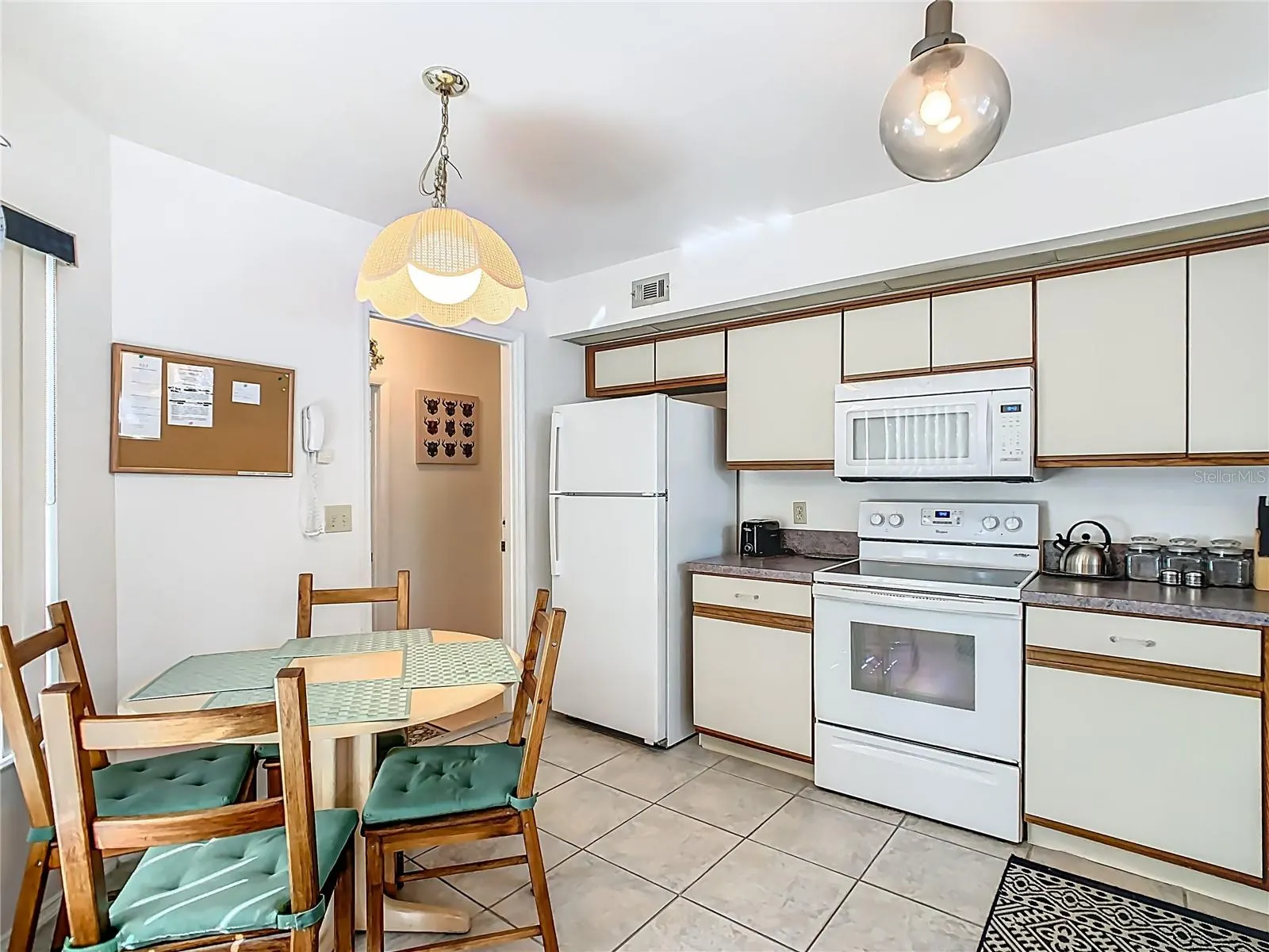 115 LOCHNESS LN