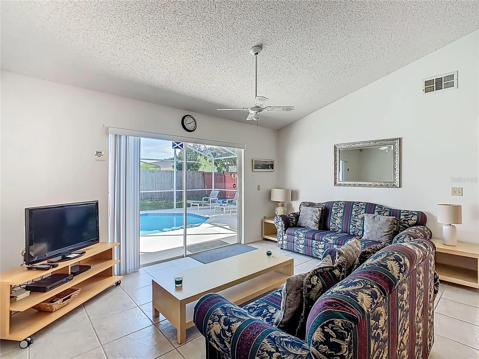 115 LOCHNESS LN