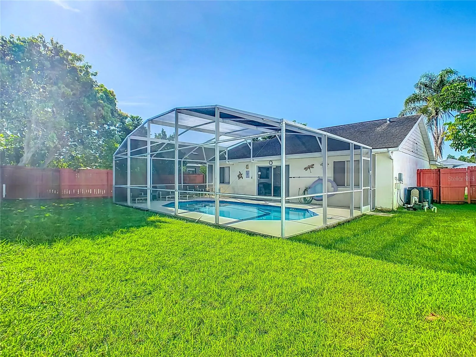 115 LOCHNESS LN