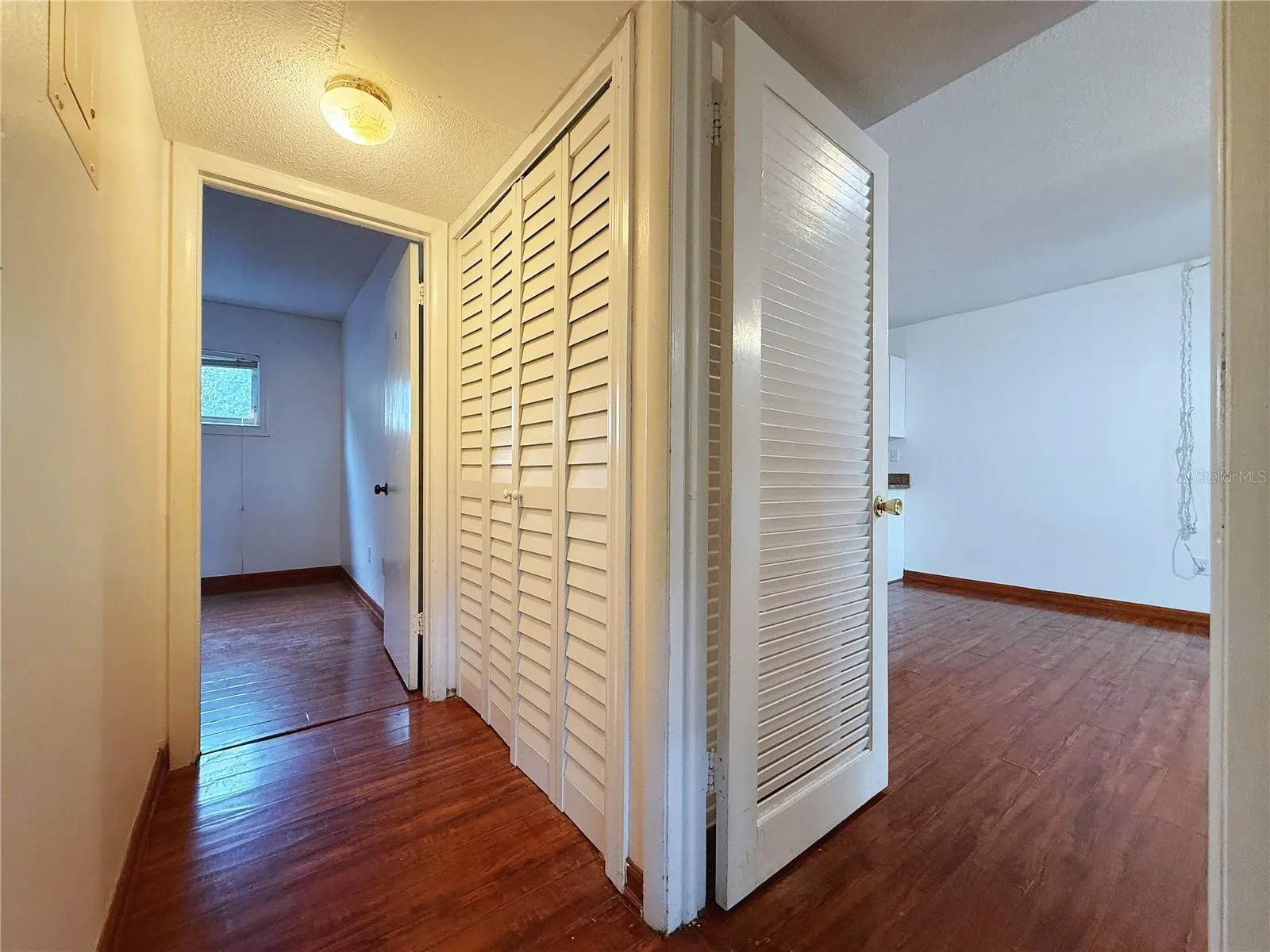 825 N PRIMROSE DR #106, #106