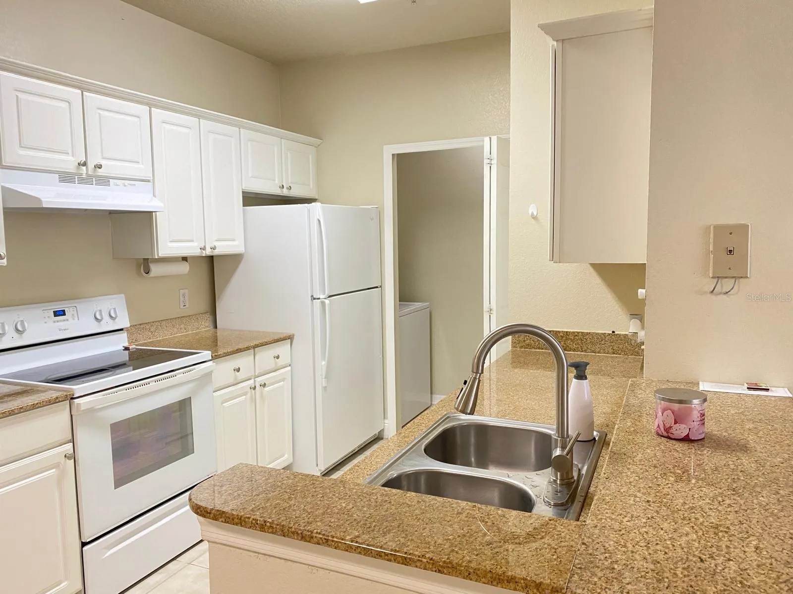 130 SOUTHERN PECAN CIR #201, #201