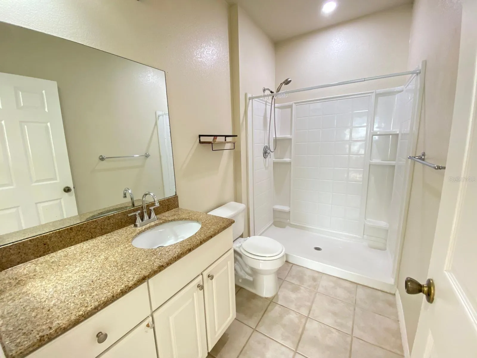 130 SOUTHERN PECAN CIR #201, #201