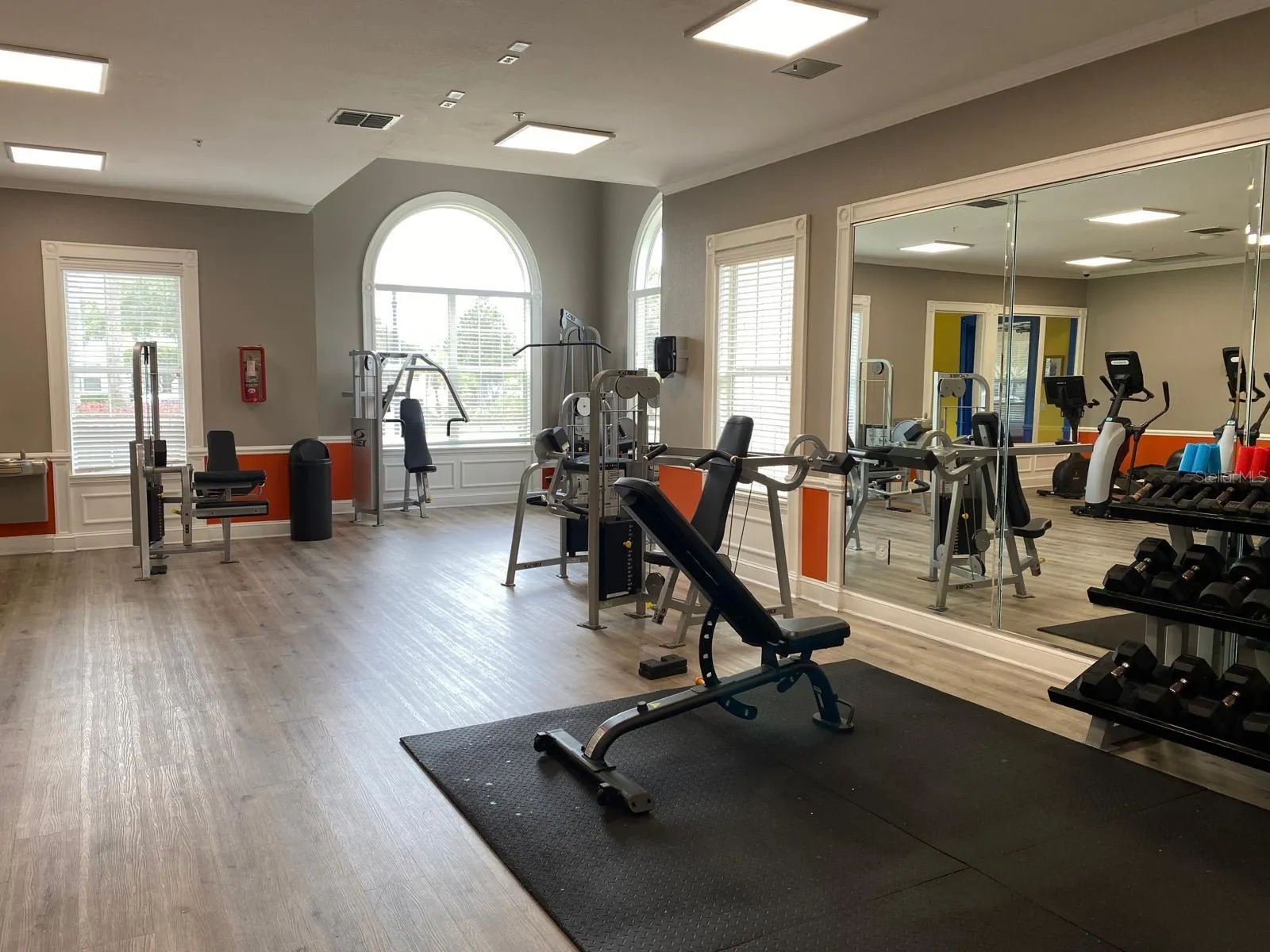 130 SOUTHERN PECAN CIR #201, #201