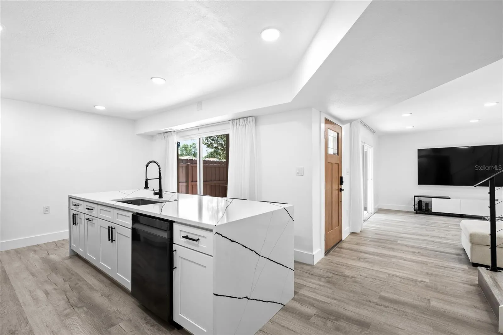 613 OLYMPIC DR #C, #C