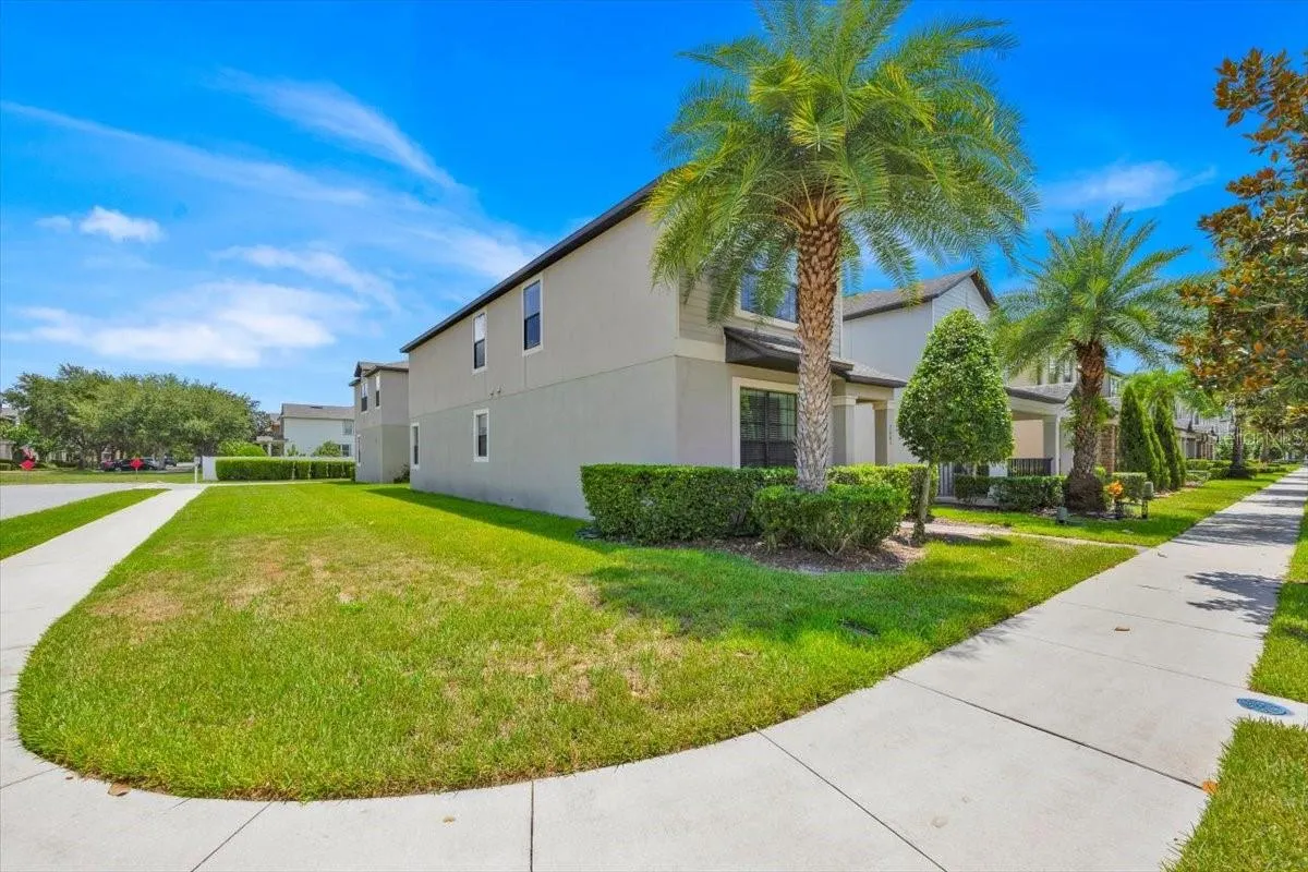 7401 ELLA LN