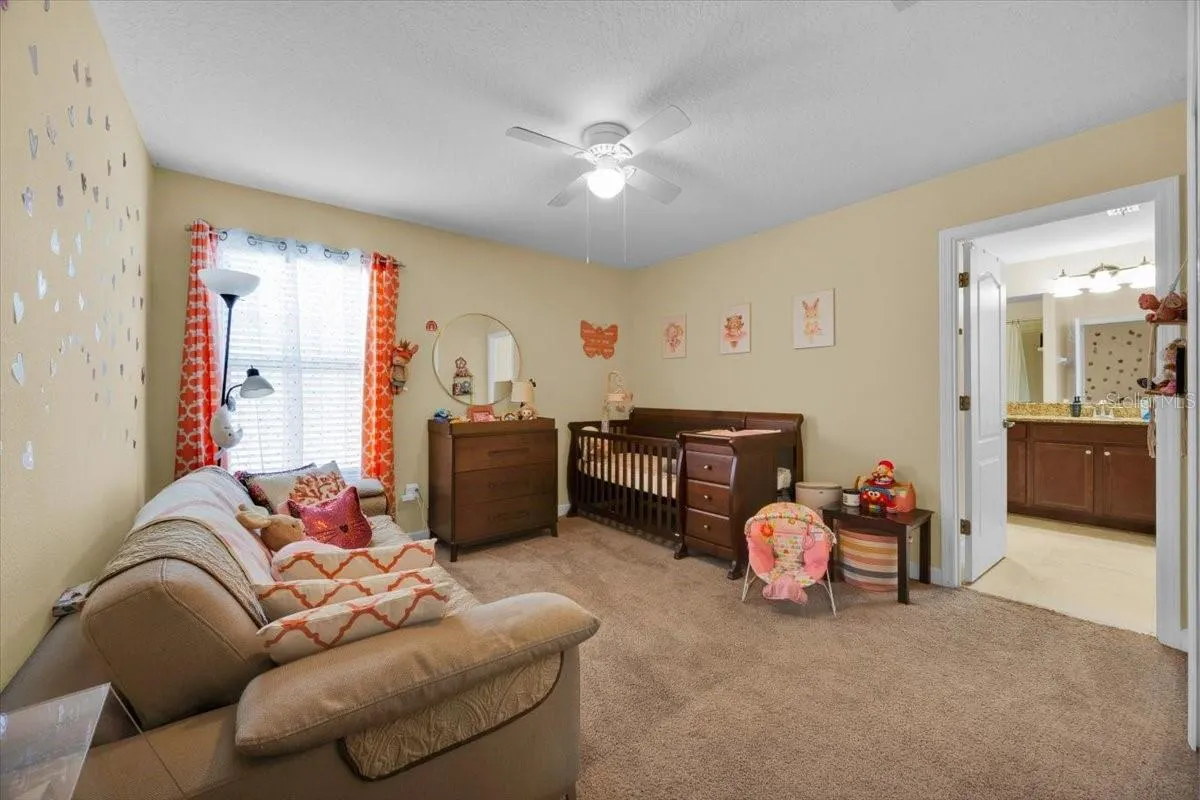 7401 ELLA LN