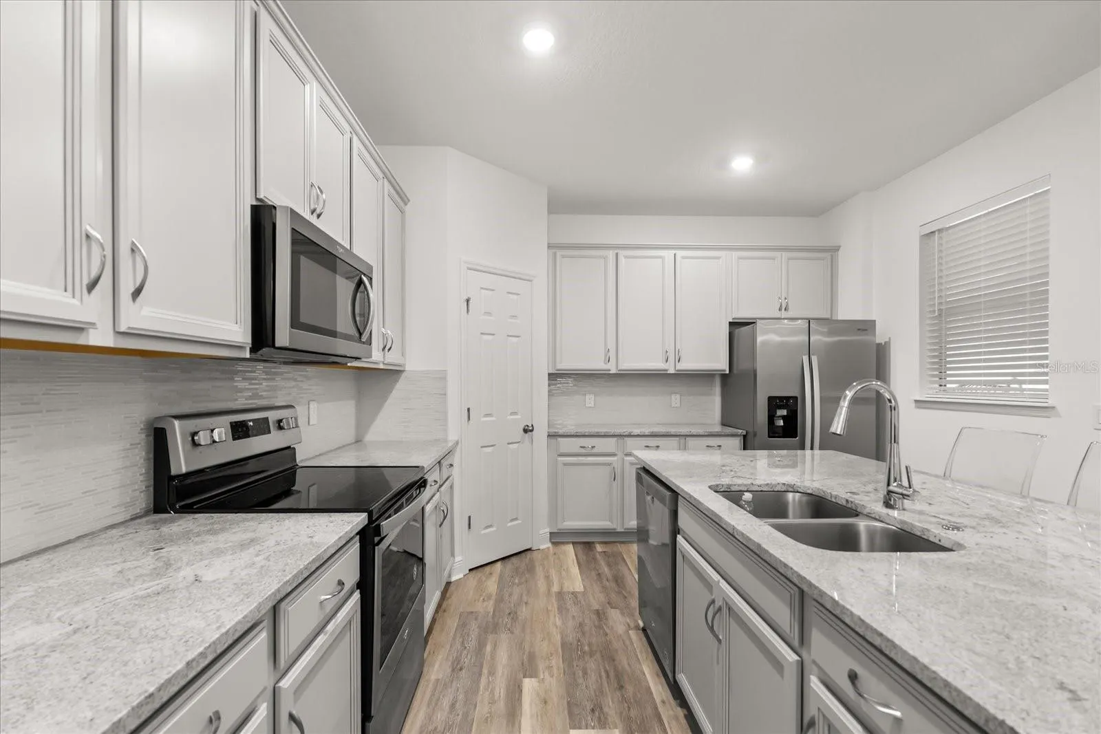 2433 FIRSTLIGHT WAY