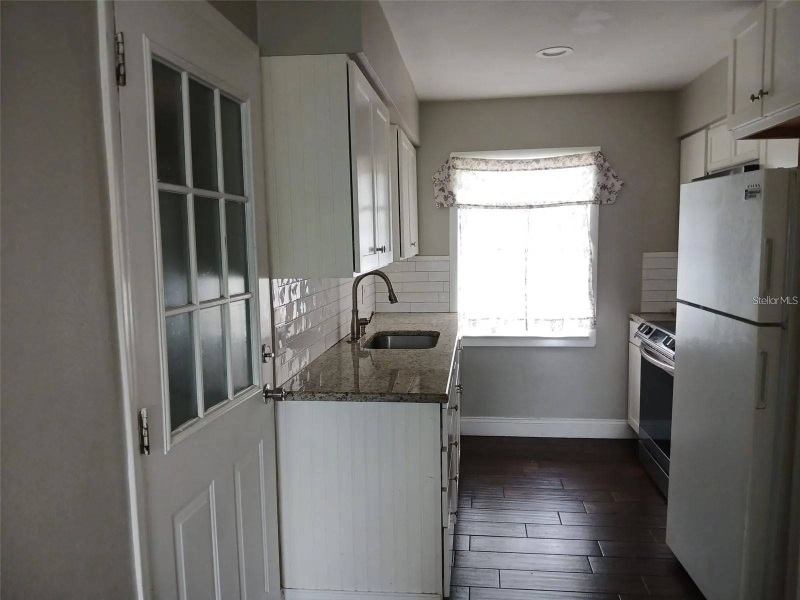 21 SANDALWOOD DR