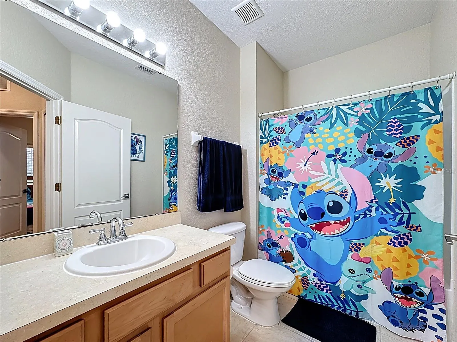 2412 CARAVELLE CIR