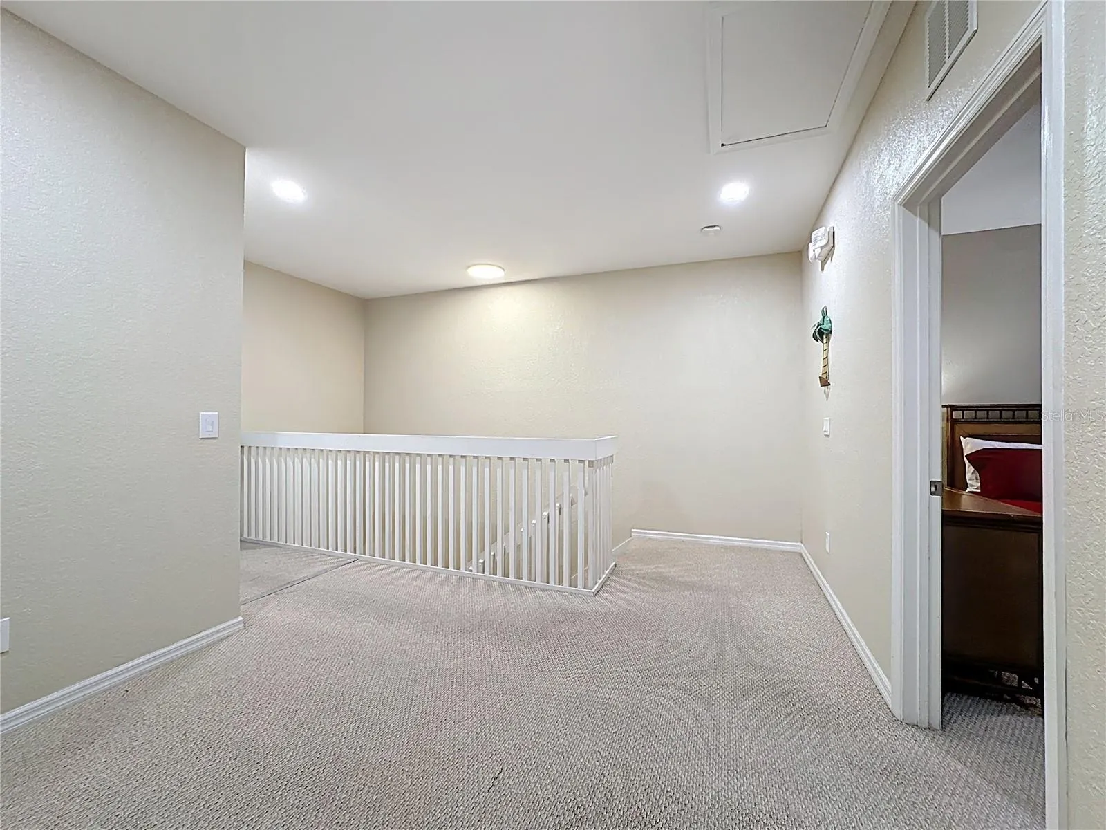 2412 CARAVELLE CIR
