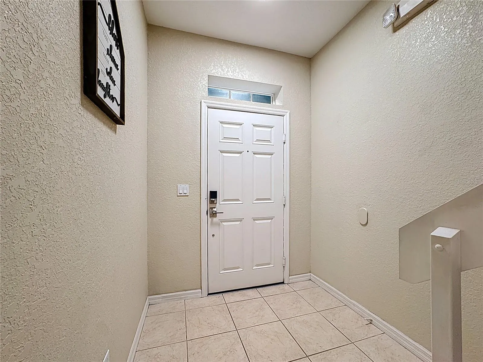 2412 CARAVELLE CIR