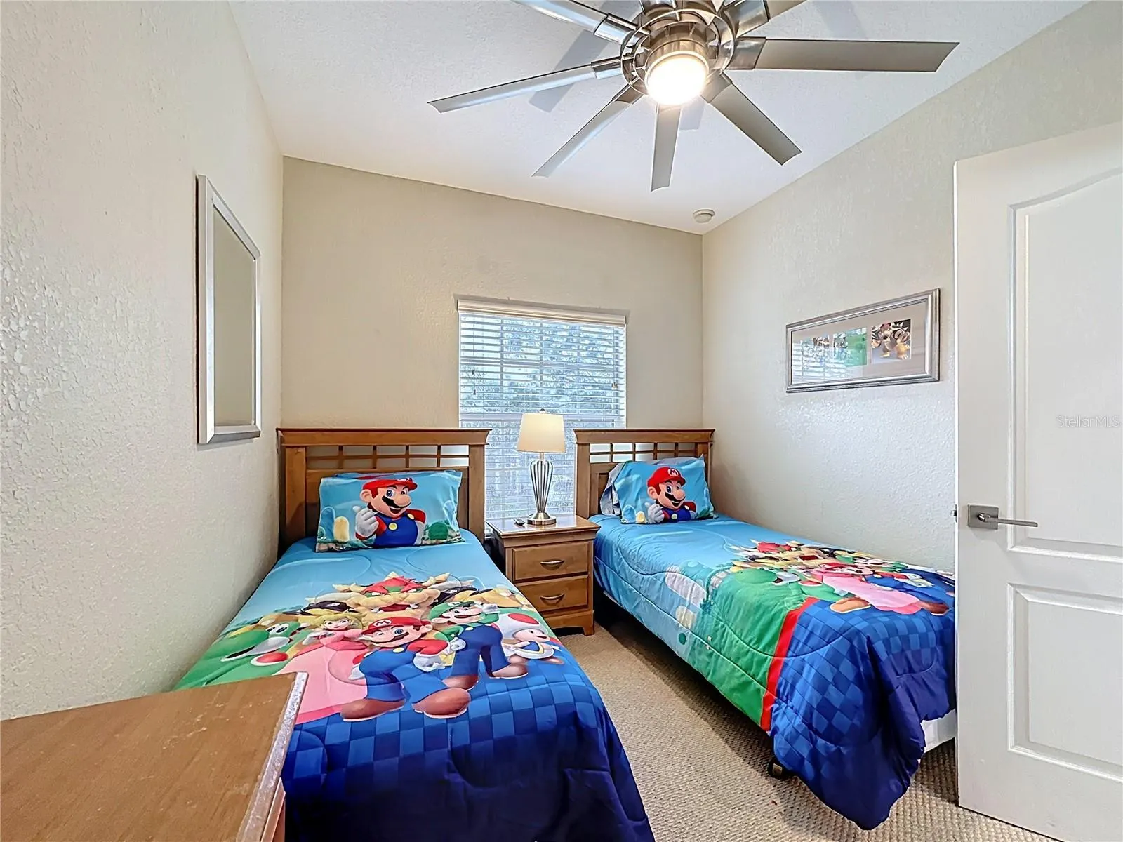 2412 CARAVELLE CIR