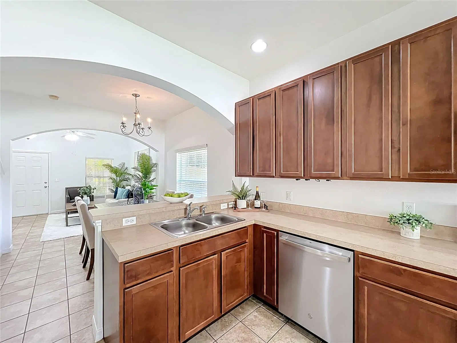 12145 CITRUSWOOD DR