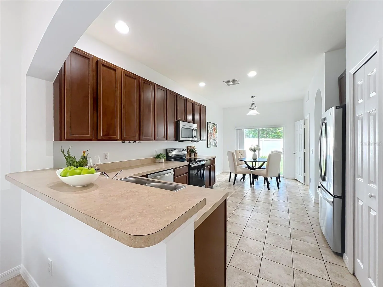 12145 CITRUSWOOD DR
