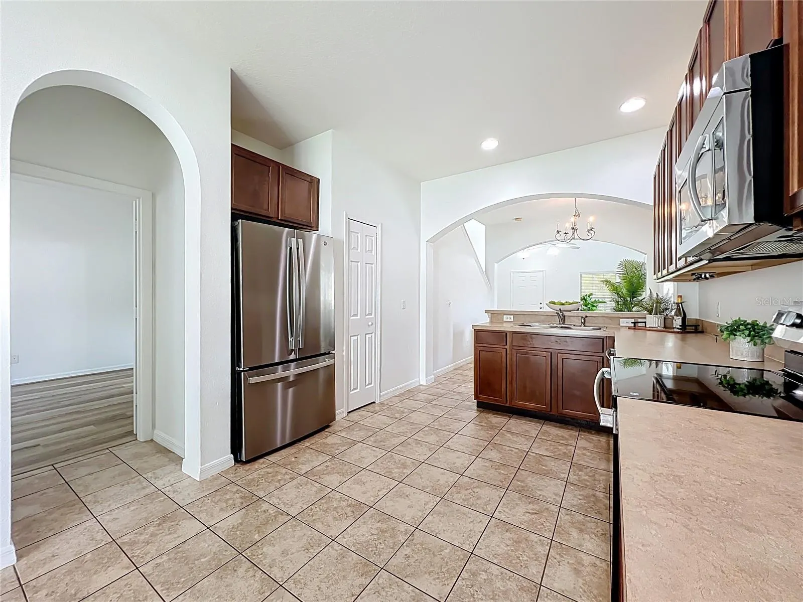 12145 CITRUSWOOD DR