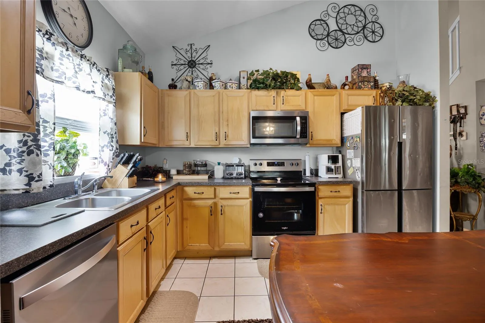 435 SCRUB JAY WAY E