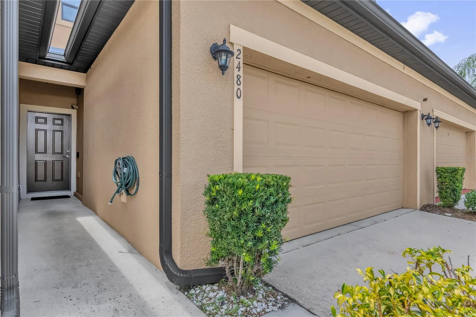 2480 SEVEN OAKS DR