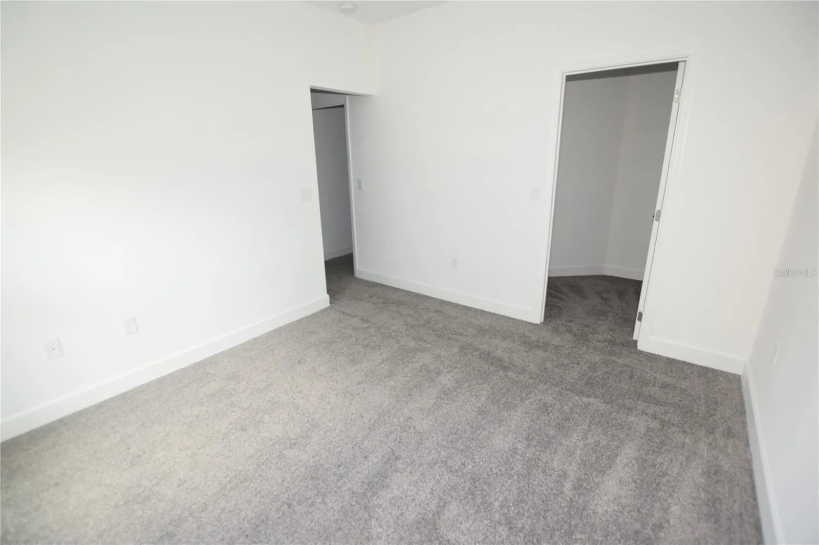 460 LAKE SHORE PKWY