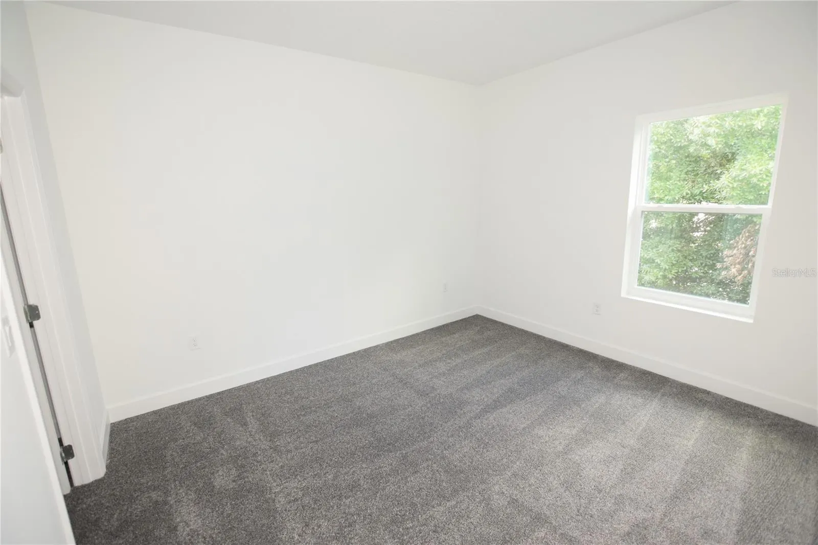 460 LAKE SHORE PKWY