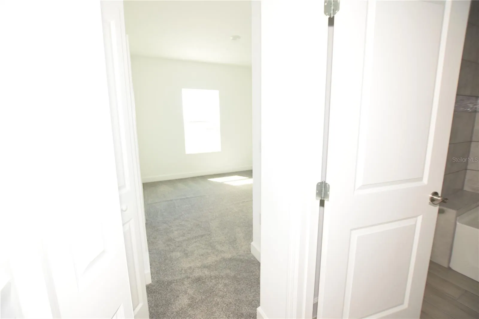 460 LAKE SHORE PKWY