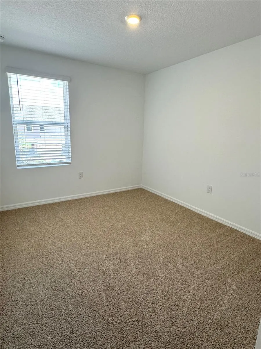 8477 LUNAR SKYE ST